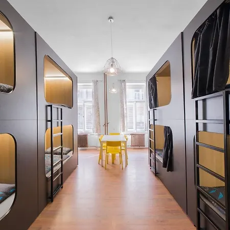 Elf Auberge de jeunesse Prague