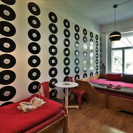 Auberge de jeunesse Elf